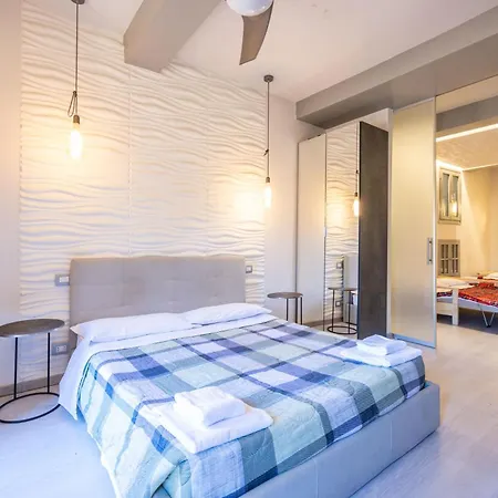 Maison D'azeglio, By Short Holidays Apartment *