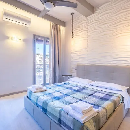Maison D'azeglio, By Short Holidays *