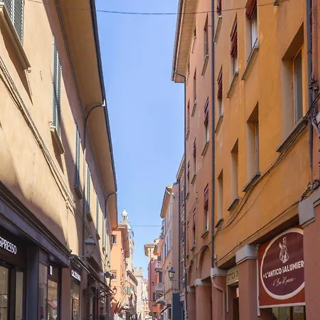 Apartment Maison D'azeglio, By Short Holidays Bologna