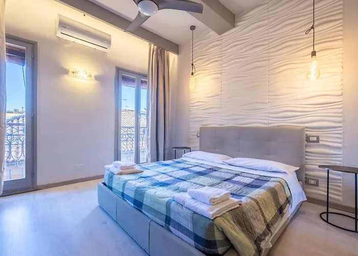 Maison D'azeglio, By Short Holidays Apartment